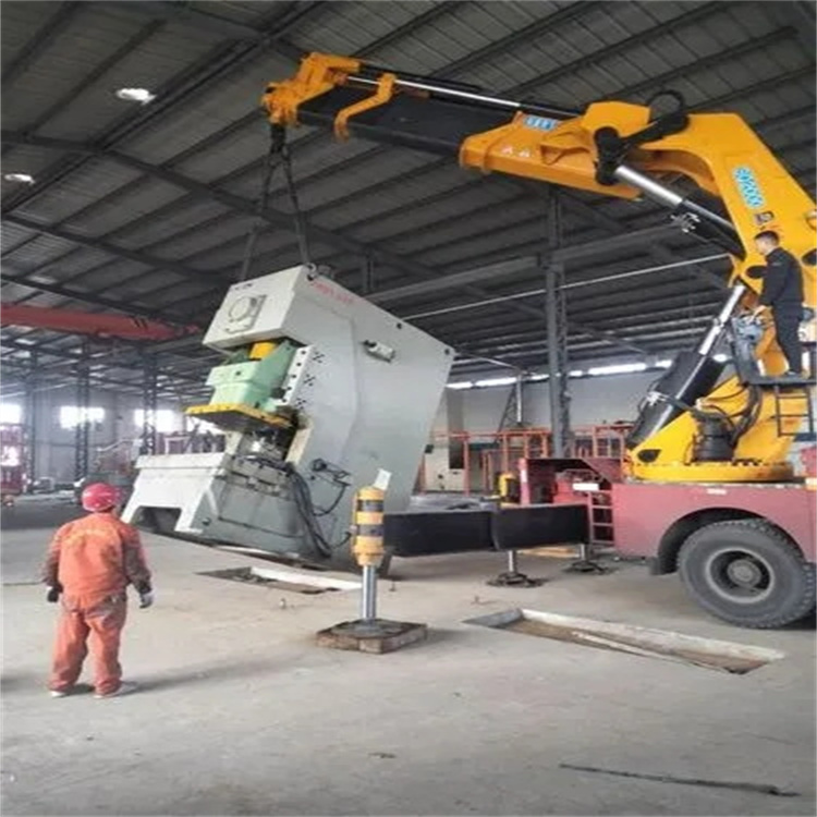 总口管理区80吨折臂吊车出租附近电话