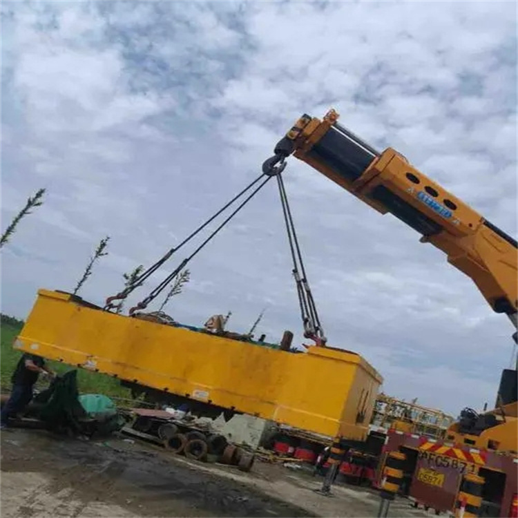 总口管理区随车吊吊集装箱怎么吊